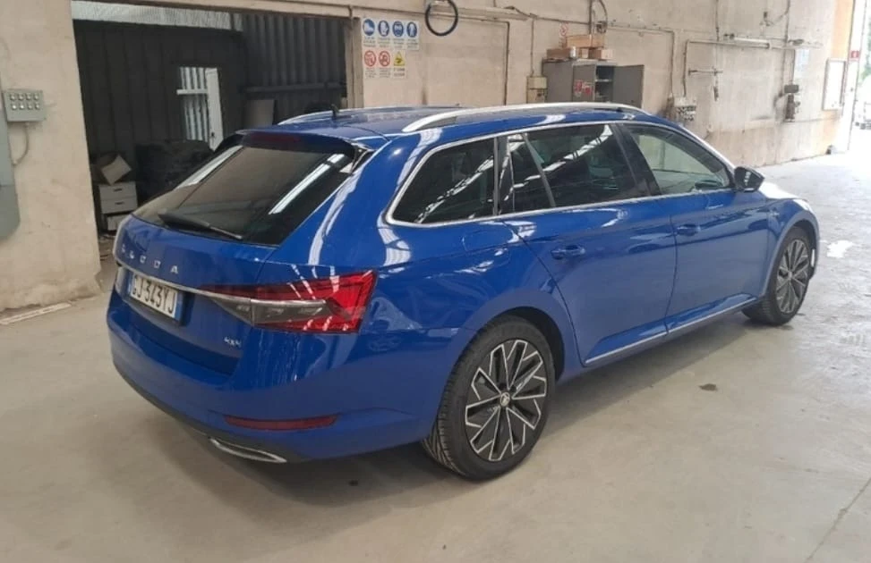 Skoda Superb 2.0 TDI Lauren&Klement DSG 4x4, снимка 5 - Автомобили и джипове - 55358440