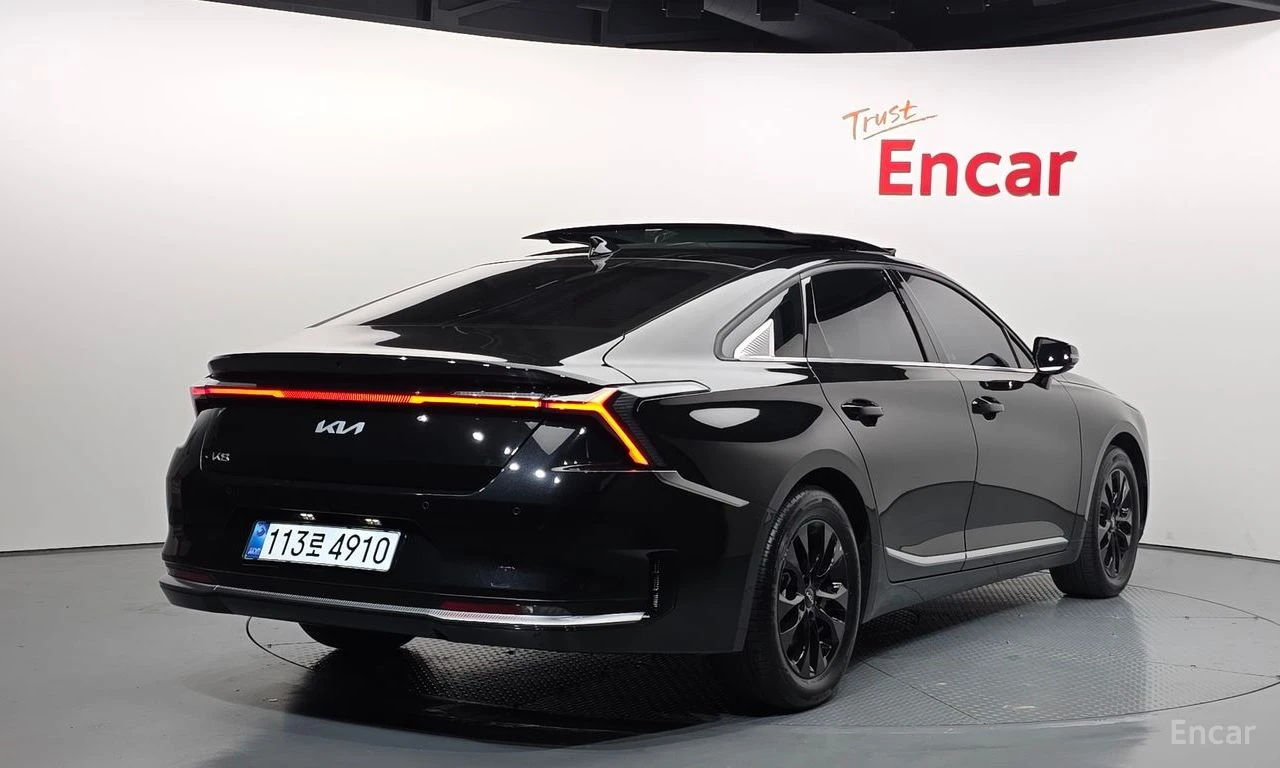 Kia K8 3.5* LPG* PRESTIGE* ОБДУХВАНЕ* ХЕДЪП* 360КАМЕРА* М, снимка 2 - Автомобили и джипове - 55627112