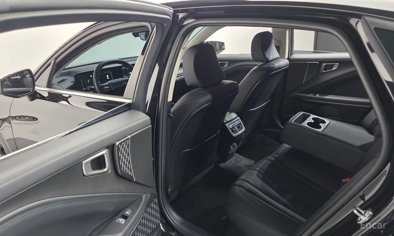 Kia K8 3.5* LPG* PRESTIGE* ОБДУХВАНЕ* ХЕДЪП* 360КАМЕРА* М, снимка 13 - Автомобили и джипове - 55627112
