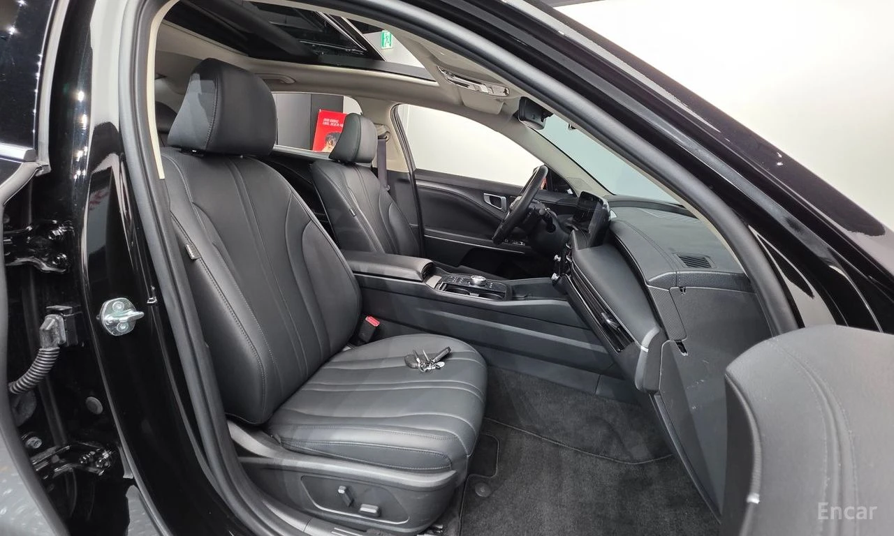 Kia K8 3.5* LPG* PRESTIGE* ОБДУХВАНЕ* ХЕДЪП* 360КАМЕРА* М, снимка 12 - Автомобили и джипове - 55627112