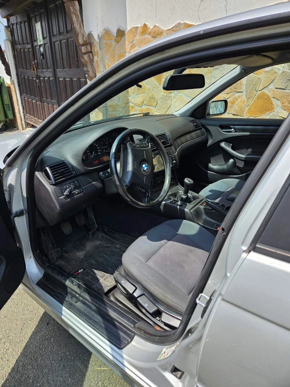 BMW 318, снимка 5 - Автомобили и джипове - 55694089