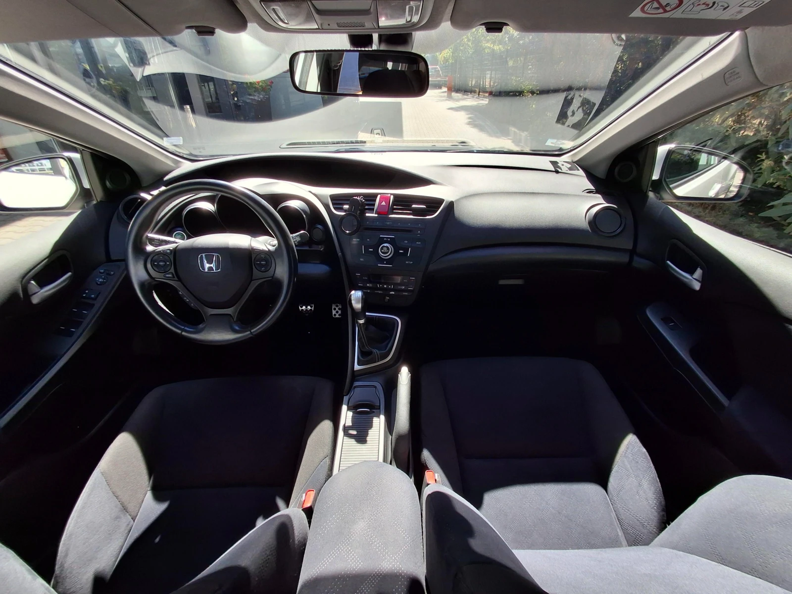Honda Civic 1.6 i-DTEC Sport MT, снимка 10 - Автомобили и джипове - 56371465