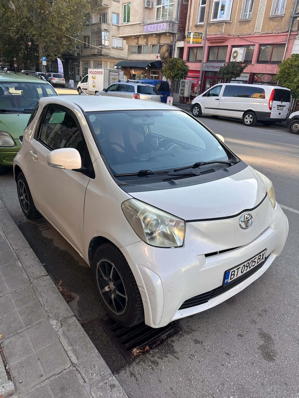 Toyota IQ 1.0, снимка 4 - Автомобили и джипове - 56742673