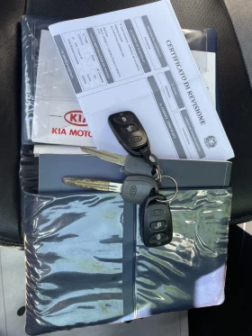 Kia Sportage 2.0CRDI, КОЖА, NAVI, КАМЕРА, 4х4, 140кс, ИТАЛИЯ , снимка 16