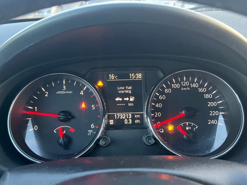 Nissan Qashqai 1.5DCI, 110ck., ЛИЗИНГ, снимка 10 - Автомобили и джипове - 41807469