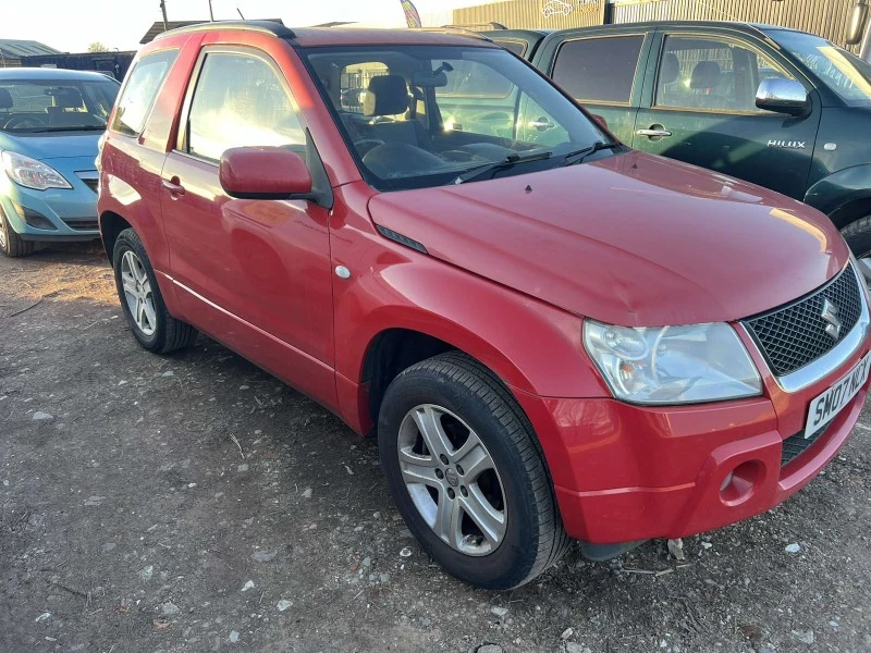 Suzuki Grand vitara 1.6, снимка 1 - Автомобили и джипове - 46834165