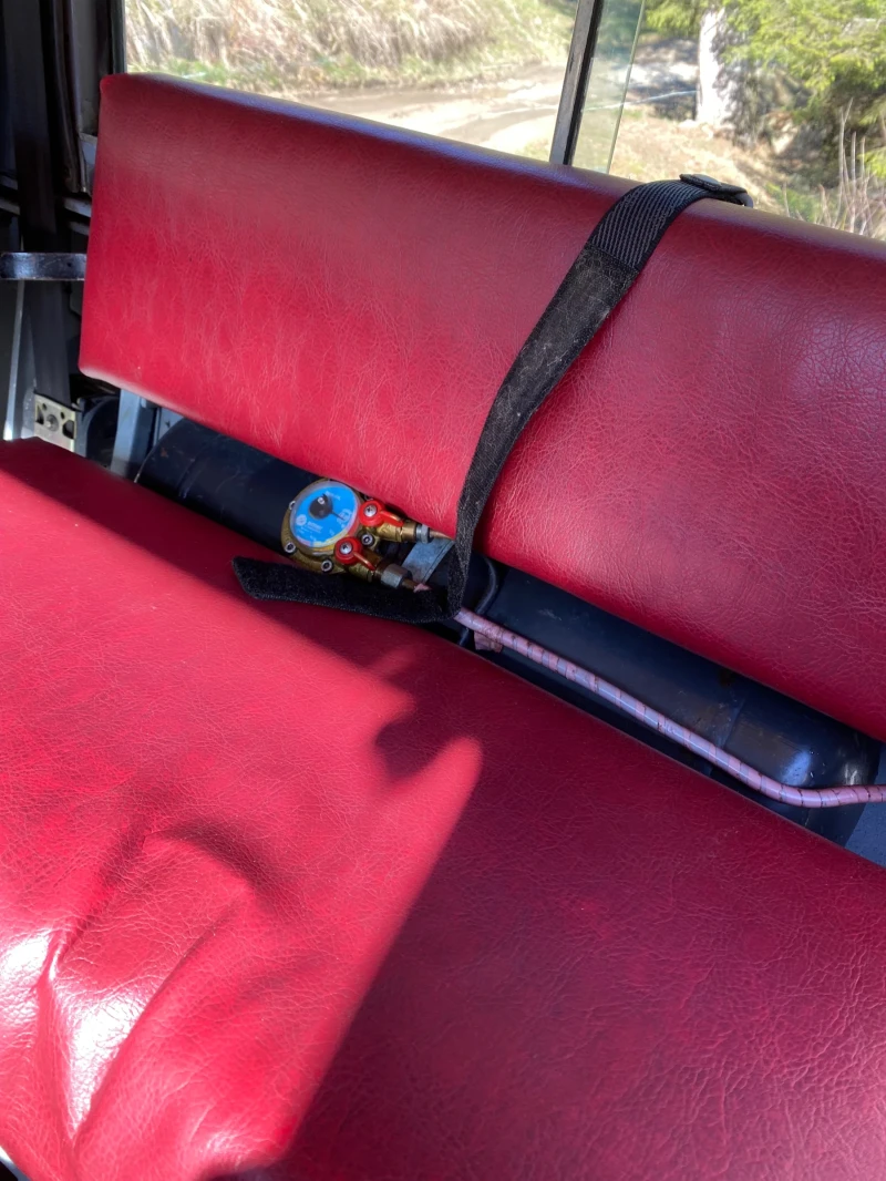 Land Rover Defender, снимка 13 - Автомобили и джипове - 52598278