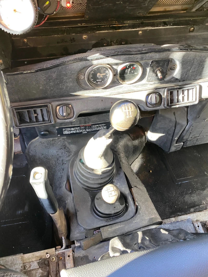 Land Rover Defender, снимка 9 - Автомобили и джипове - 52598278