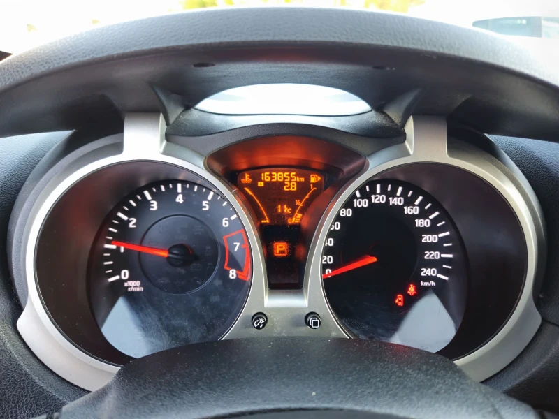 Nissan Juke 1.6 117k.s АВТОМАТИК FASE, снимка 11 - Автомобили и джипове - 52200575