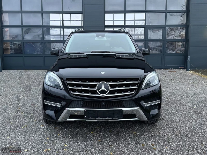 Mercedes-Benz ML 500 AMG/408HP/4X4/360/ALL BLACK/H&K/NAVI/775v, снимка 2 - Автомобили и джипове - 52224688