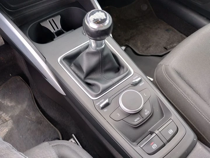 Audi Q2 Business, снимка 10 - Автомобили и джипове - 54254626