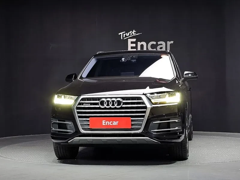 Audi Q7 45 TFSI QUATTRO, снимка 3 - Автомобили и джипове - 55322505