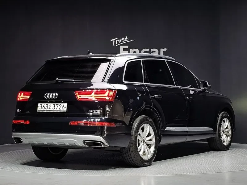 Audi Q7 45 TFSI QUATTRO, снимка 2 - Автомобили и джипове - 55322505