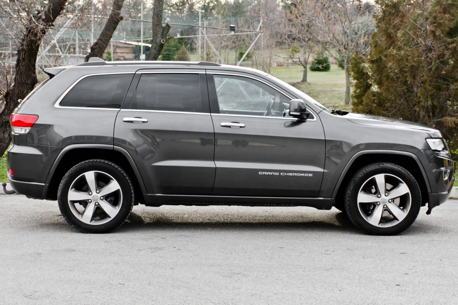 Jeep Grand cherokee 3.0CRD 250к.с 8ZF - изображение 8