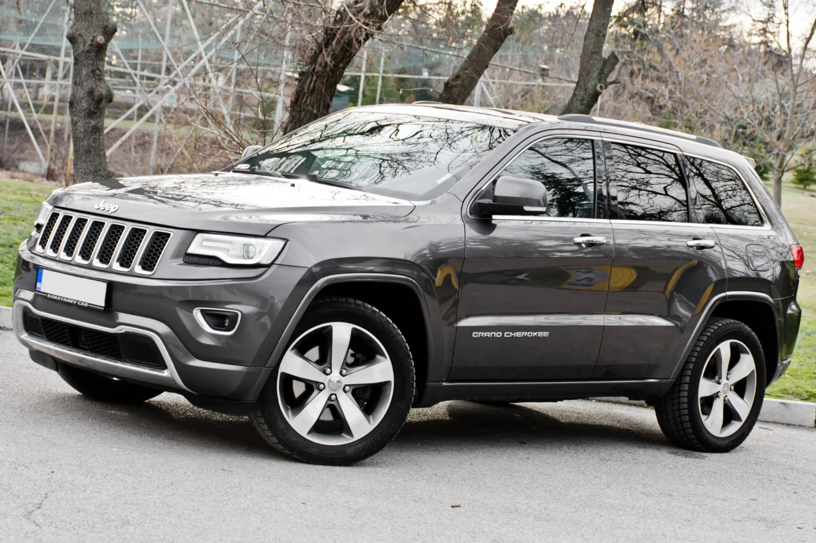 Jeep Grand cherokee 3.0CRD 250к.с 8ZF - изображение 3