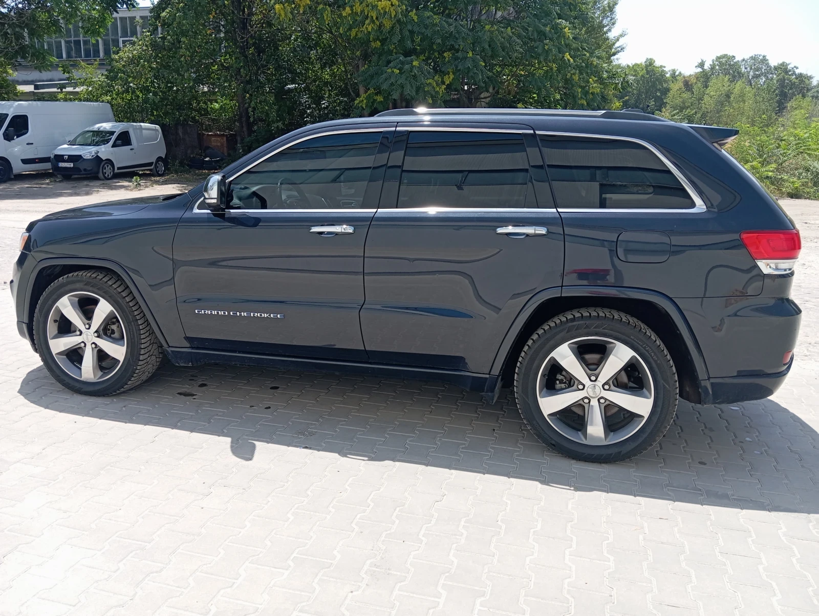 Jeep Grand cherokee Овърленд - изображение 3