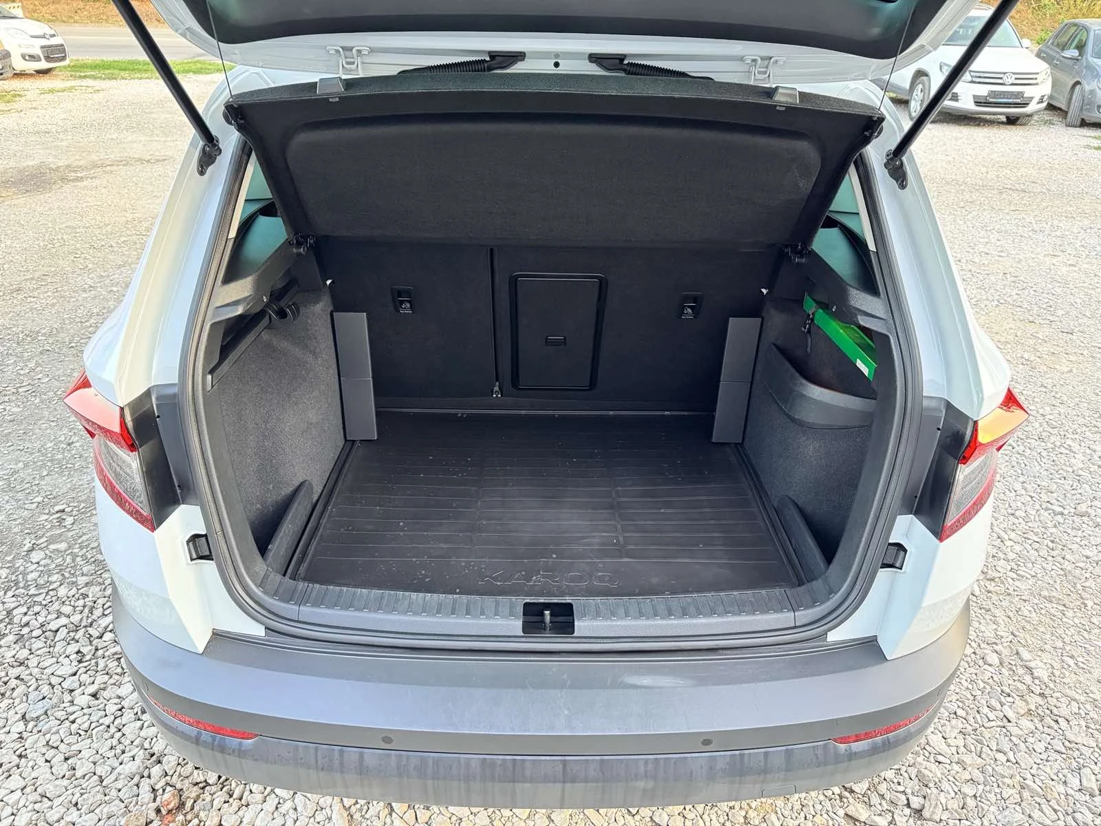 Skoda Karoq 2.0TDI* D&G* 4X4* 10.2021* EVRO6 - изображение 10