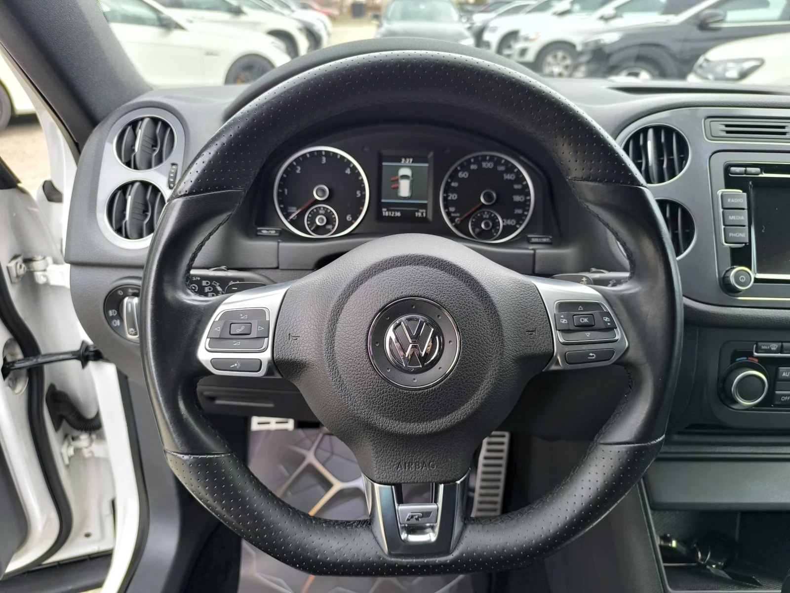 VW Tiguan 2.0TDI R-LINE DSG 4-MOTION | Mobile.bg   14