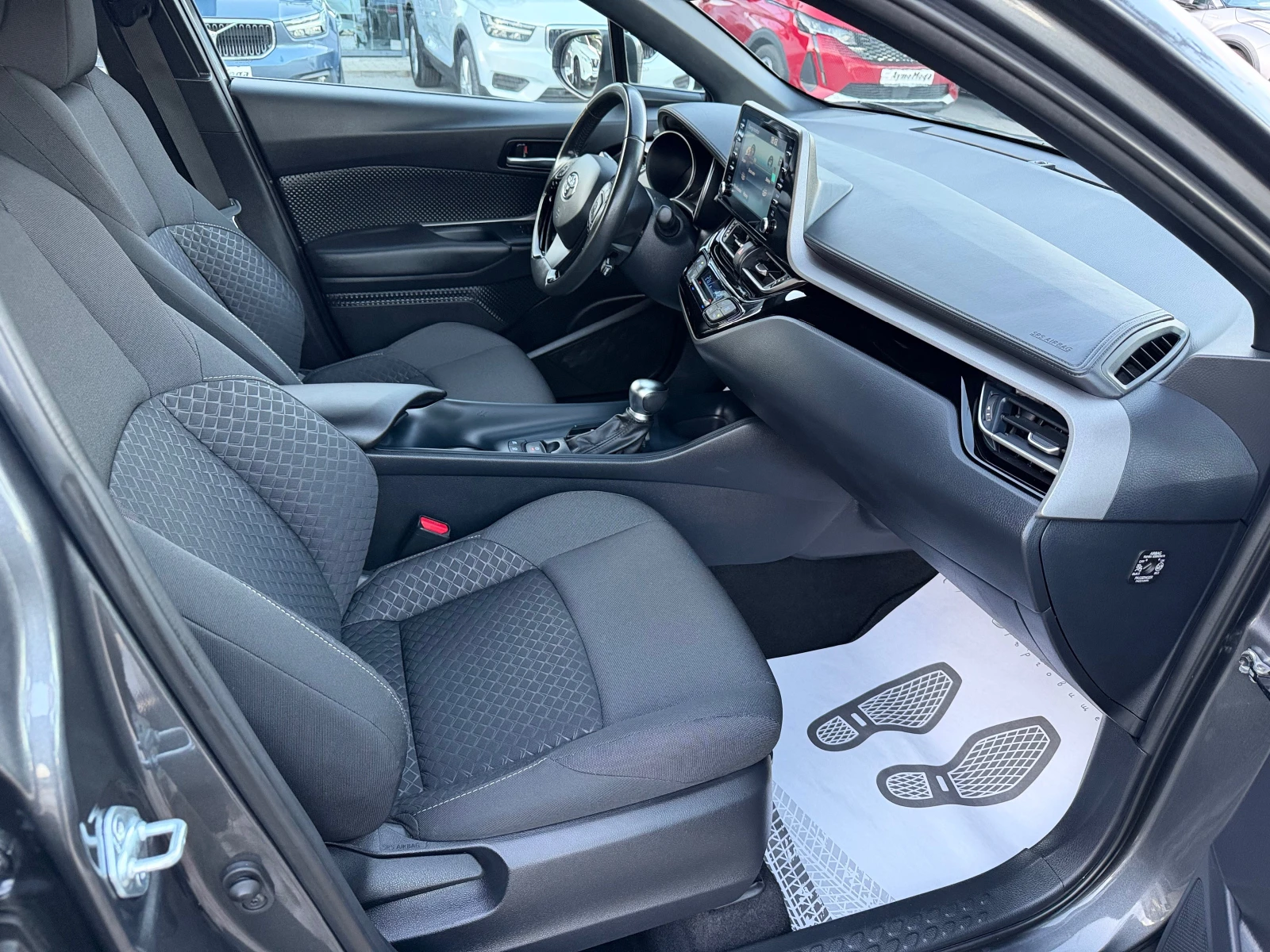 Toyota C-HR 1.8 HYBRID | Mobile.bg   8