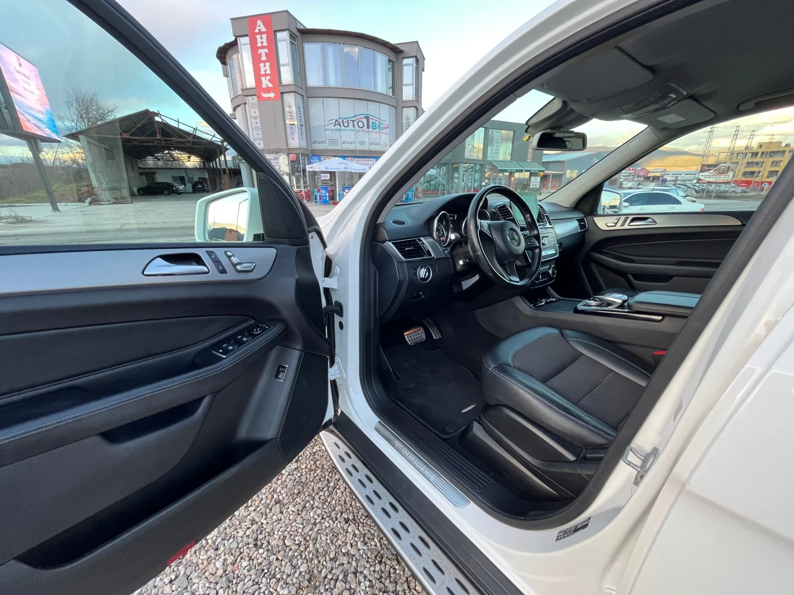 Mercedes-Benz GLE 250 CDI.4 Matic.360% Много хубав!!!Собствен лизинг!!! - изображение 9