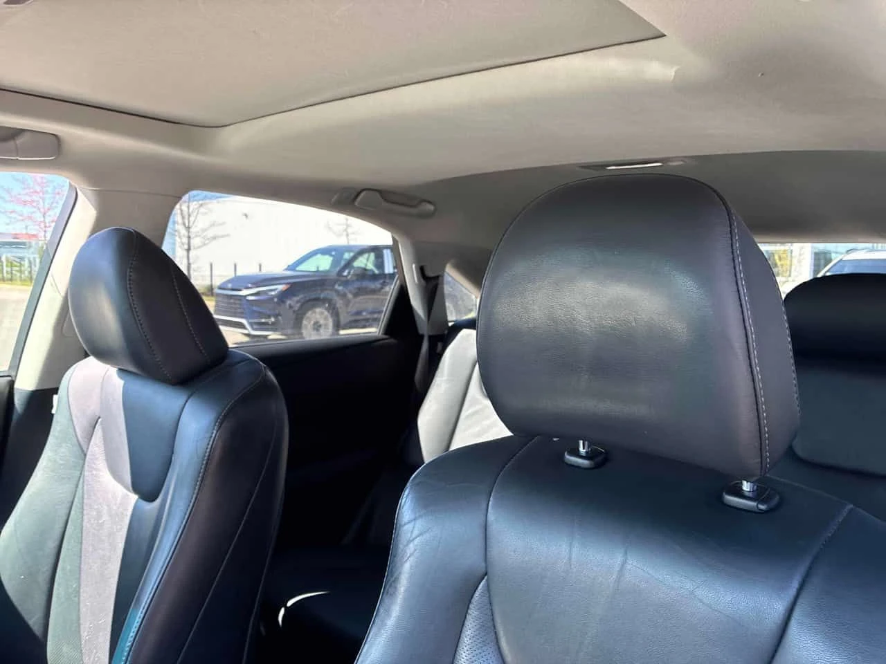 Lexus RX 350 * AWD 4dr * PANO* KEYLESS* ПОДГРЕВ* , снимка 11 - Автомобили и джипове - 54529741