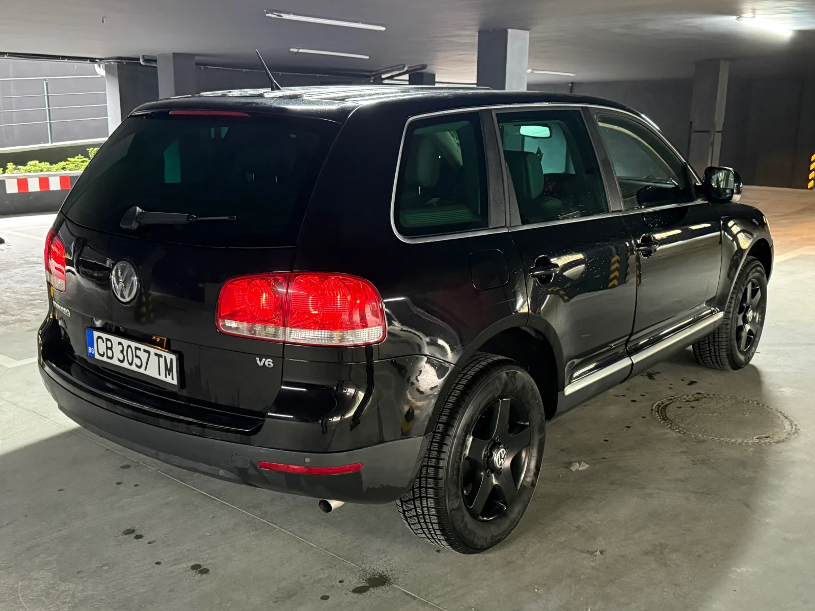 VW Touareg 3.6i V6 4x4 * LPG * , снимка 4 - Автомобили и джипове - 54583454