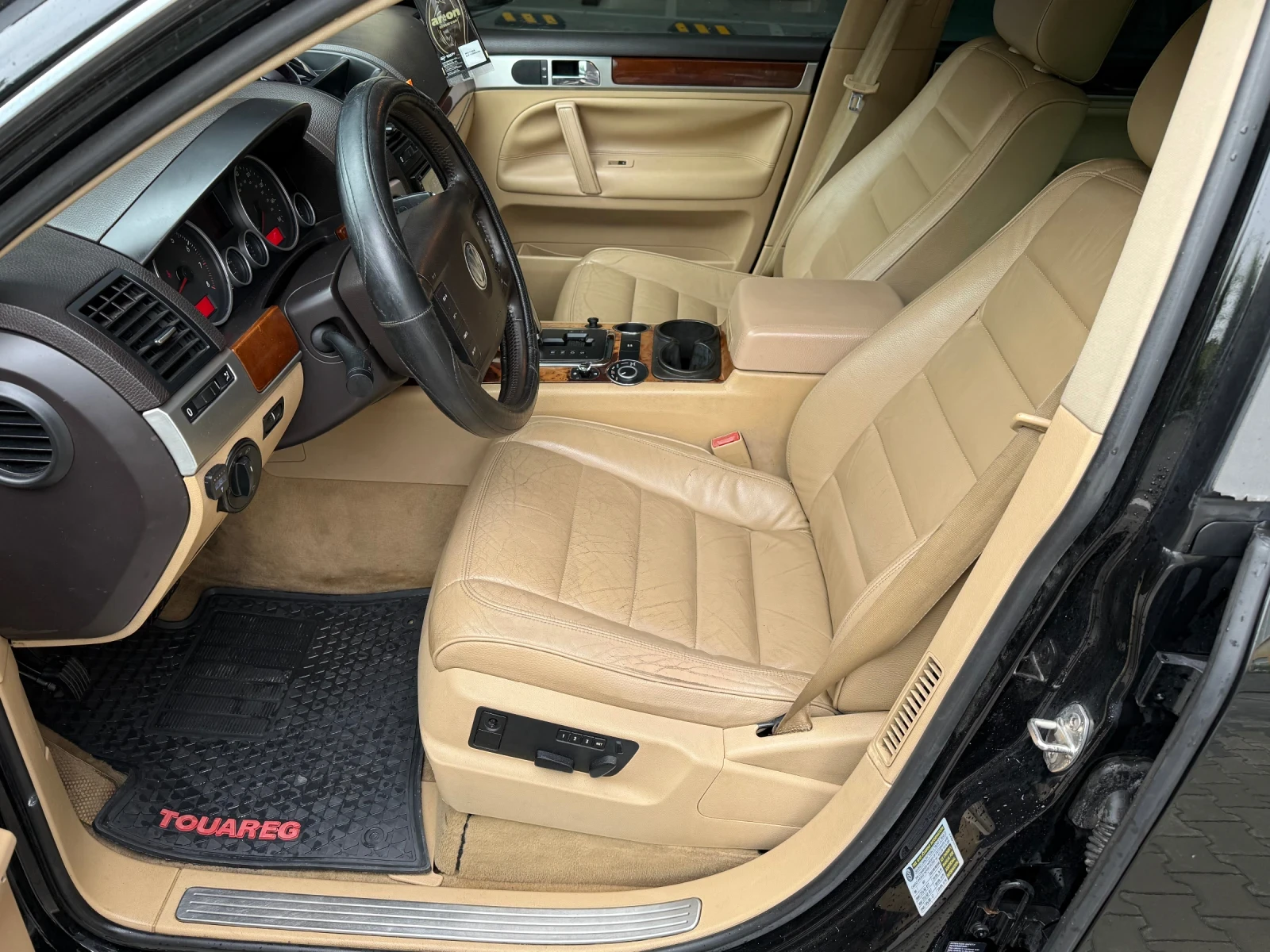 VW Touareg 3.6i V6 4x4 * LPG * , снимка 7 - Автомобили и джипове - 54583454