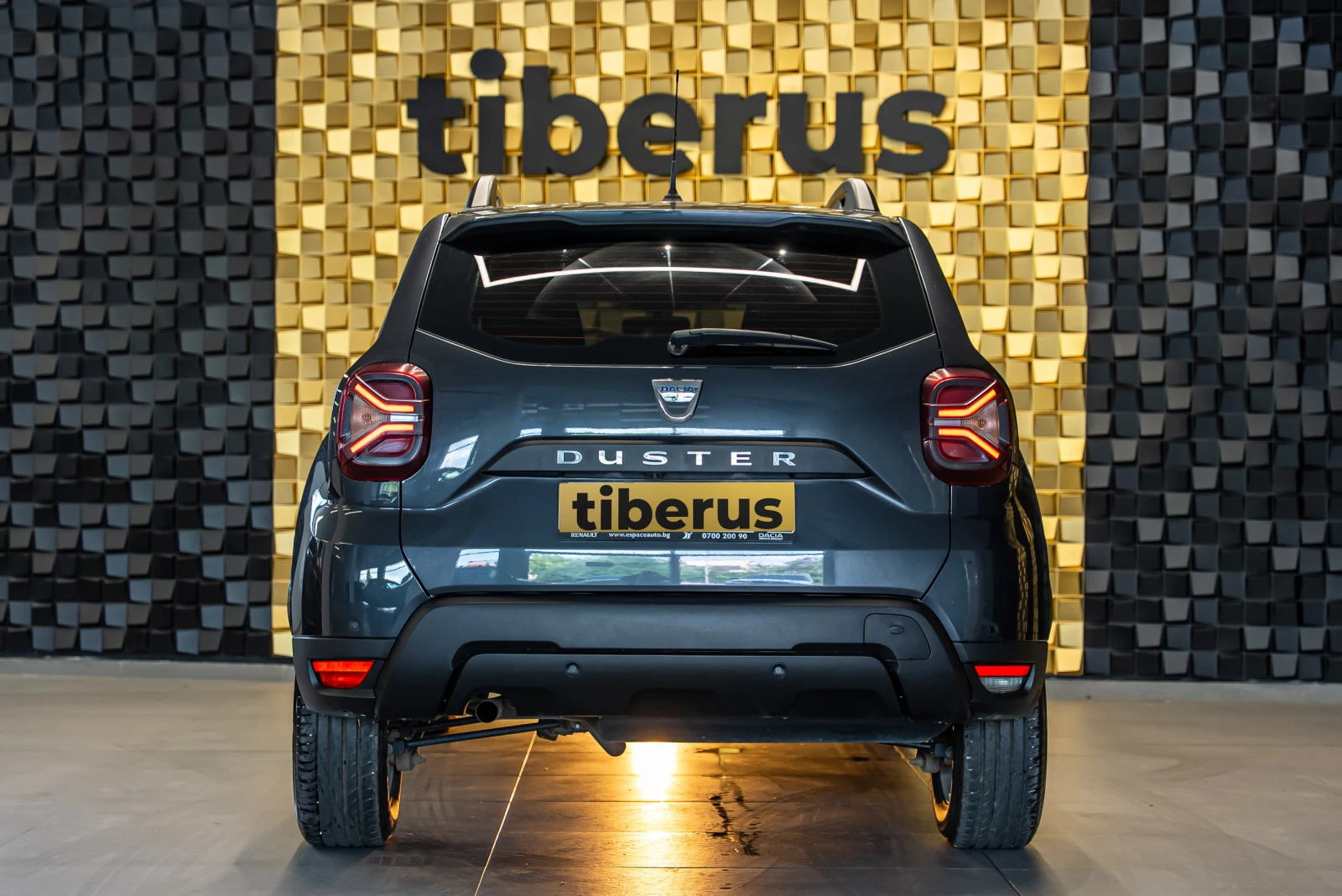Dacia Duster 1.5 DCI 4x4, снимка 4 - Автомобили и джипове - 55446751