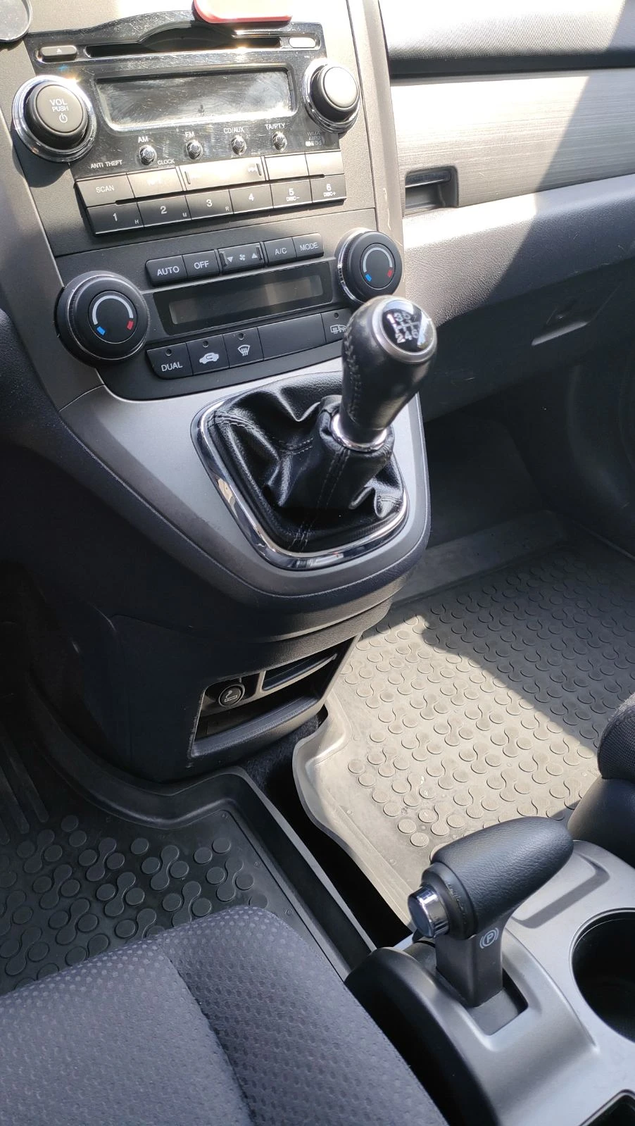 Honda Cr-v, снимка 7 - Автомобили и джипове - 55835602