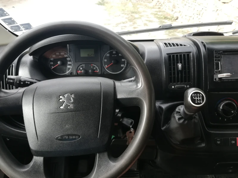 Peugeot Boxer, снимка 12 - Бусове и автобуси - 47232279