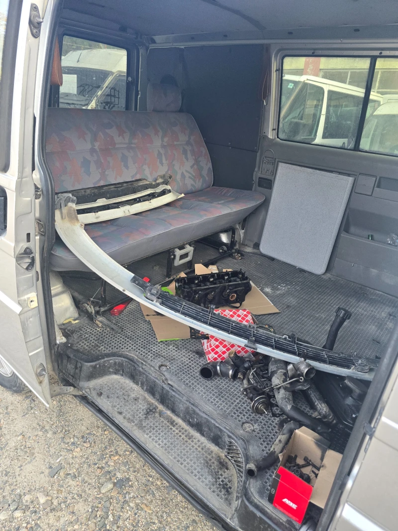 VW T4 1.9 TDI , снимка 2 - Бусове и автобуси - 47764974