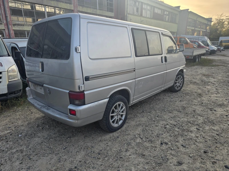 VW T4 1.9 TDI , снимка 4 - Бусове и автобуси - 47764974