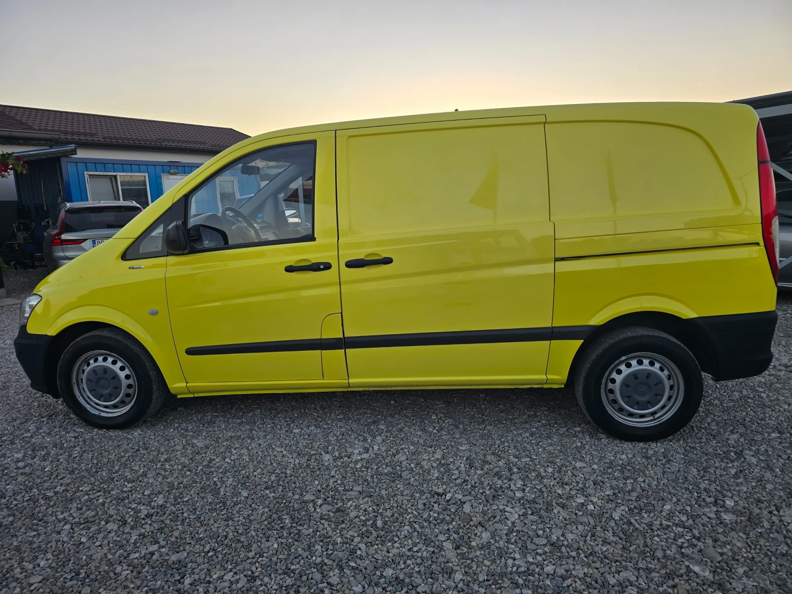 Mercedes-Benz Vito 2.2CDI KLIMA, снимка 4 - Бусове и автобуси - 56410101