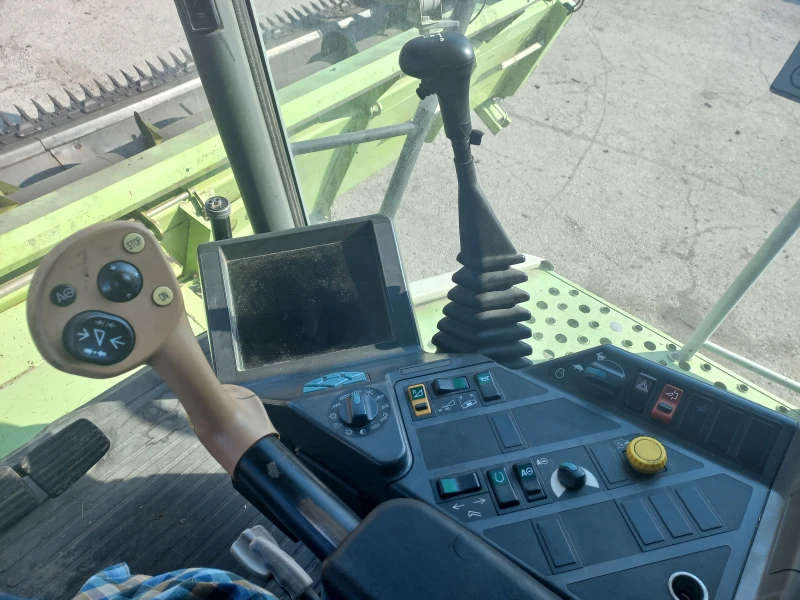 Комбайн Claas Lexion 460, снимка 7 - Селскостопанска техника - 52253738