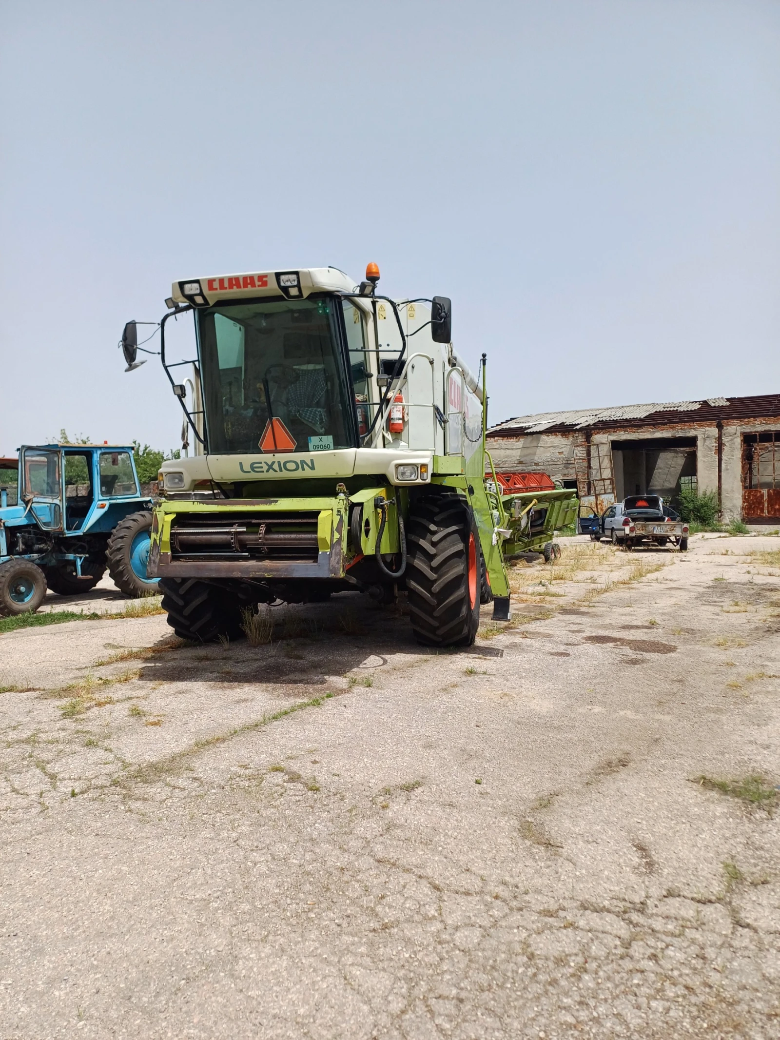 Комбайн Claas Lexion 460 - изображение 2