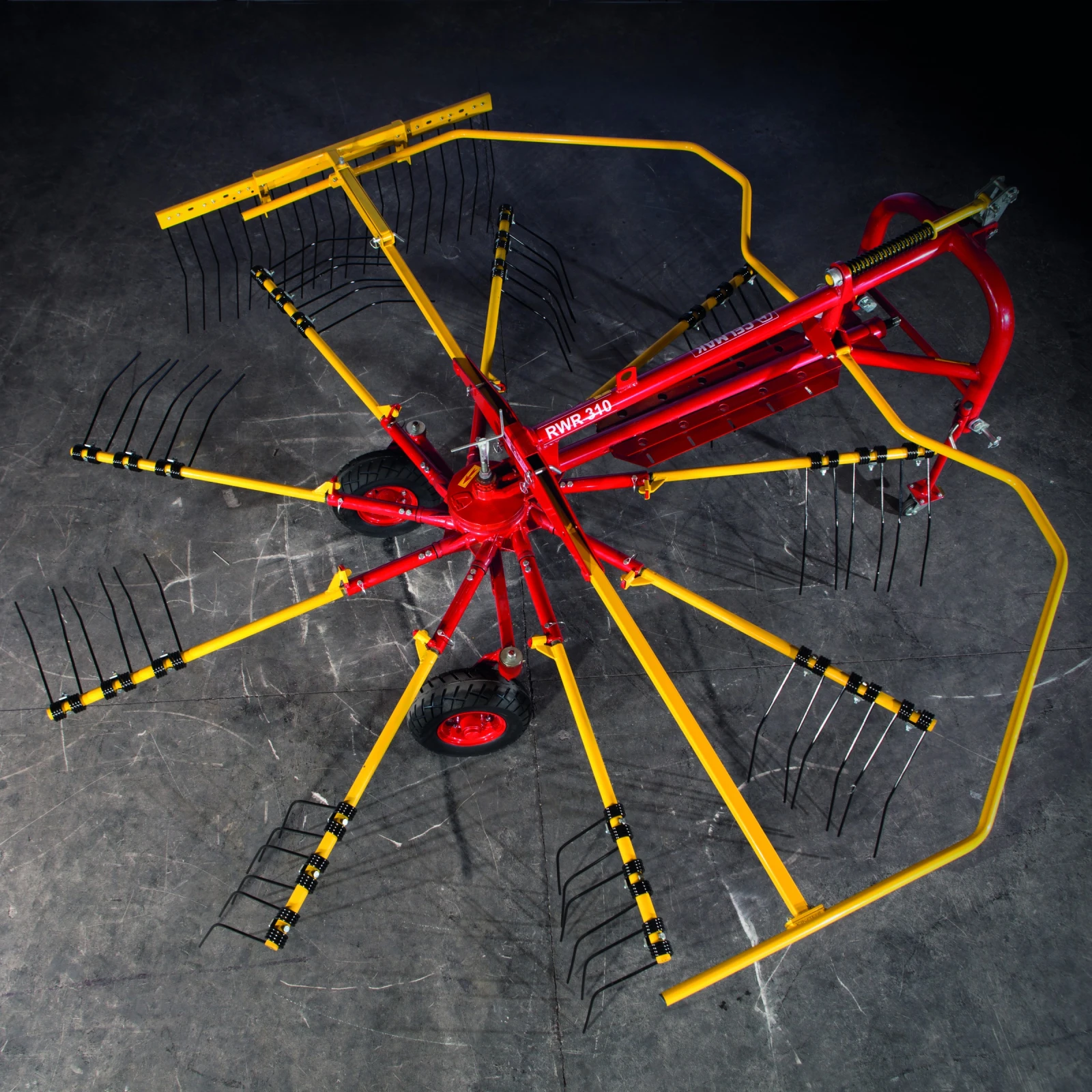 Сенообръщачка CASE IH CELMAK 3800MM - изображение 2