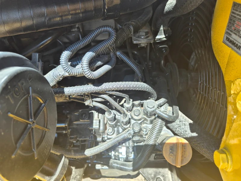 Багер Komatsu * PC40MR * ПЕРФЕКТЕН * НАЛИЧЕН, снимка 13 - Индустриална техника - 51524512