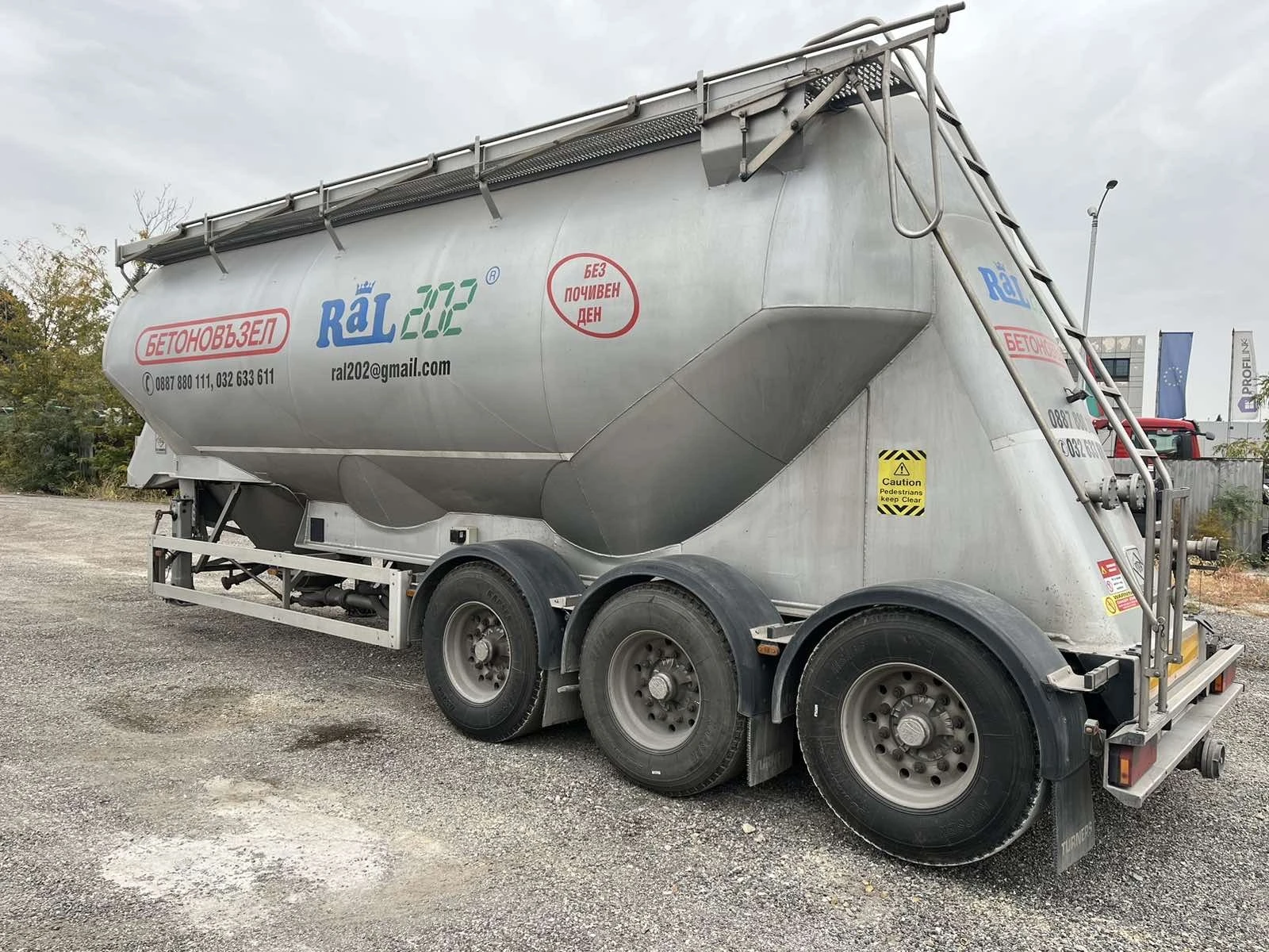     27 3 | Mobile.bg   2