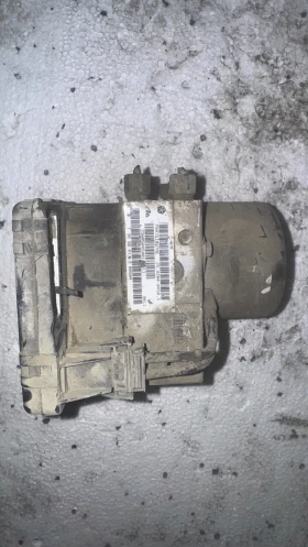 Спирачна помпа ABS за Chrysler Voyager 1999, снимка 2