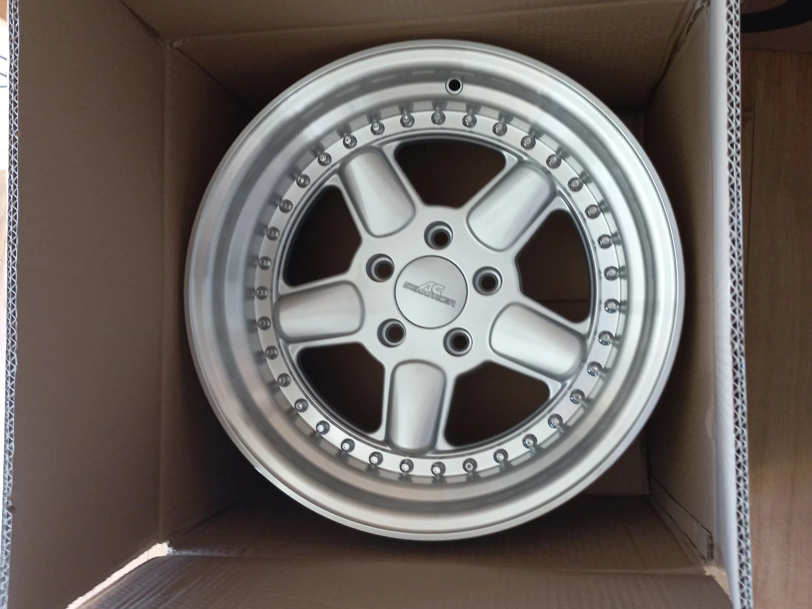 ������ �� BMW | Mobile.bg � ����������� 9