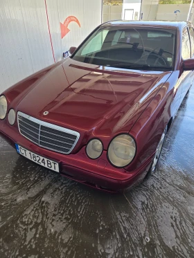 Mercedes-Benz E 320, снимка 2