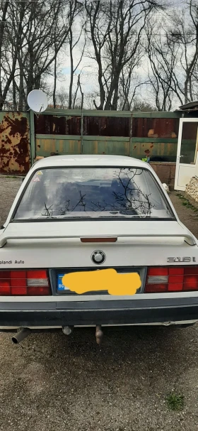 BMW 318, снимка 2