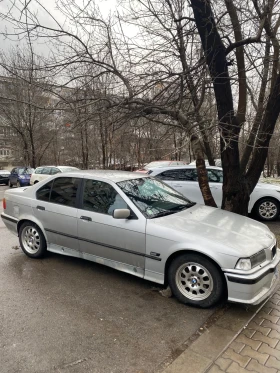 BMW 320, снимка 4