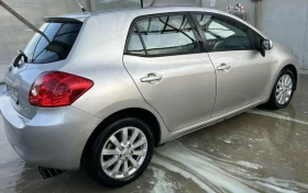 Toyota Auris 2.0  126k.c | Mobile.bg    5