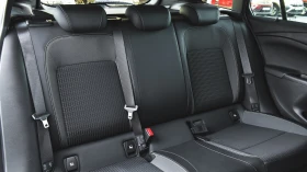 Opel Astra Sports Tourer 1.2 Elegance | Mobile.bg    11