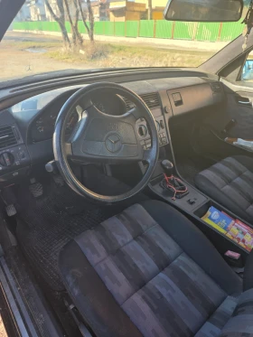 Mercedes-Benz C 220, снимка 6
