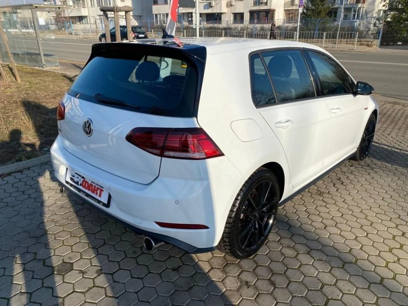 VW Golf GTI/2.0/TOP, снимка 4 - Автомобили и джипове - 43956327