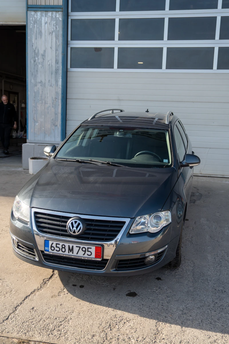 VW Passat, снимка 4 - Автомобили и джипове - 47725573