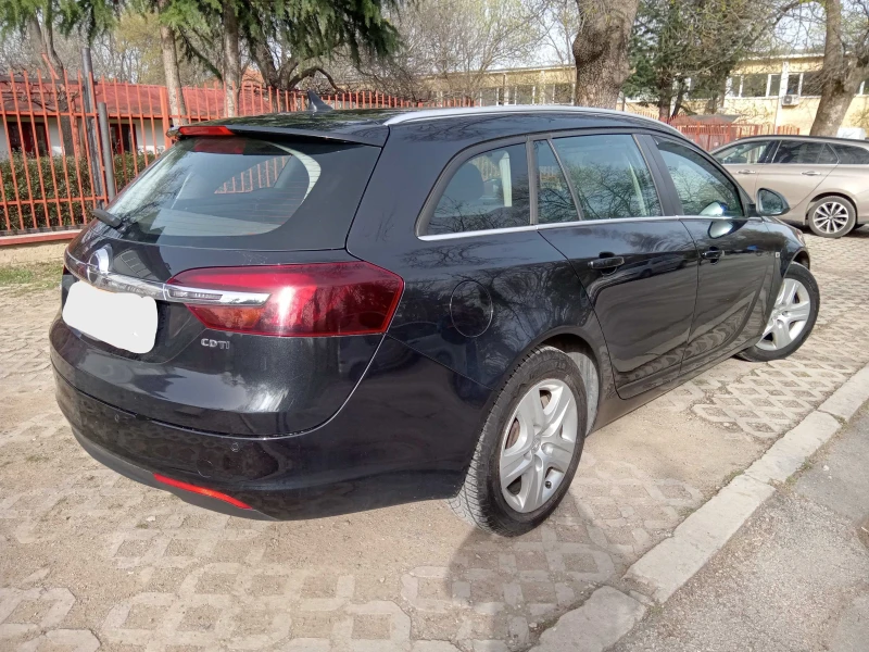 Opel Insignia Sport Tourer, FACELIFT,  Автоматик, снимка 5 - Автомобили и джипове - 48521295