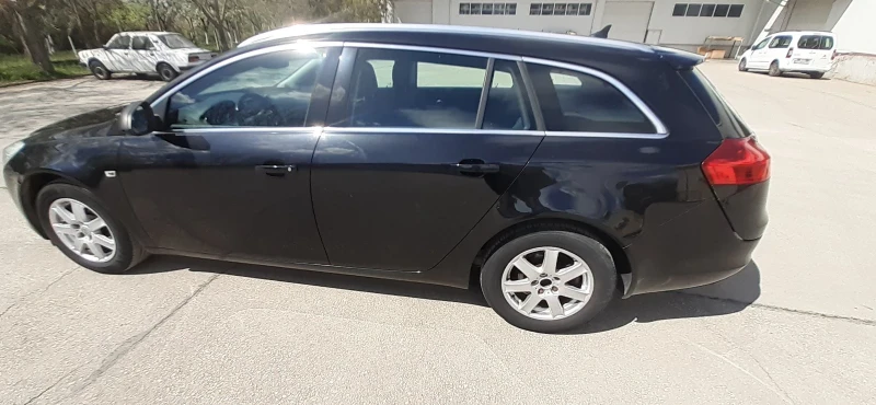 Opel Insignia 1.4Т -140 к.с. , снимка 10 - Автомобили и джипове - 49205610